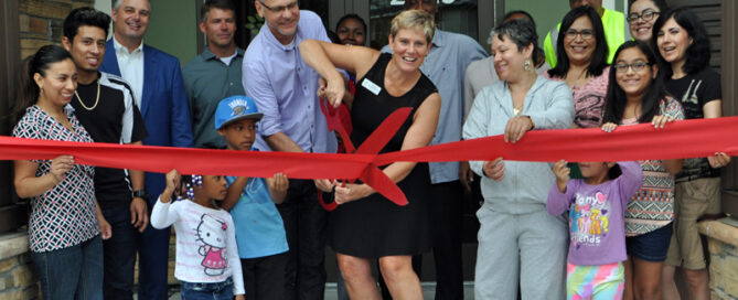 Banyan Community ribbon cutting at grand opening of new facility in Minneapolis